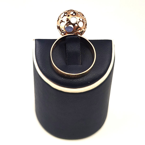 NW | Liisa Vitali | Leppäkerttu sormus | Kalsedoni | 14k kultaa | -72