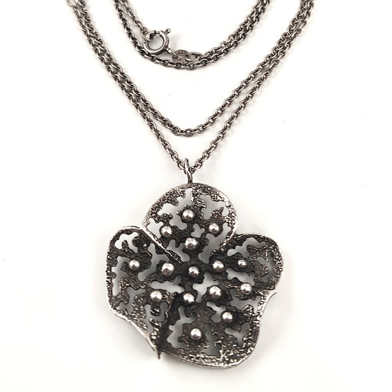 Kultasepät Salovaara ky | K.Sara | Kukka-riipus | Kaulakoru | 925 Hopeaa