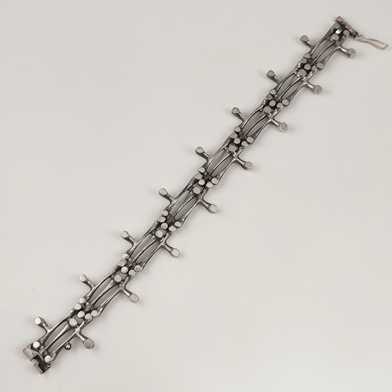 Kultateollisuus oy | Jorma Laine | Rannekoru | 830 Hopeaa -74