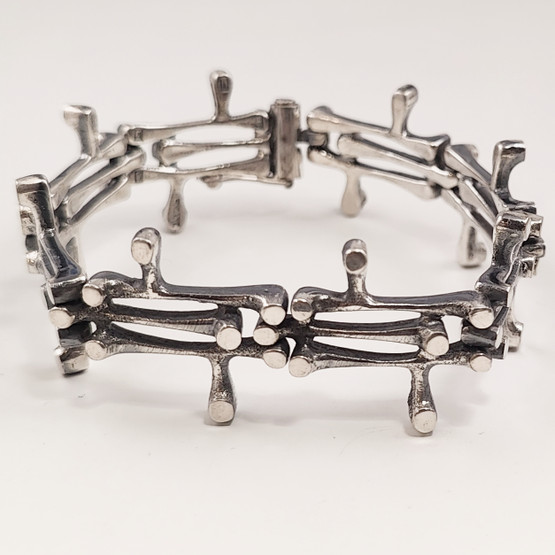 Kultateollisuus oy | Jorma Laine | Rannekoru | 830 Hopeaa -74