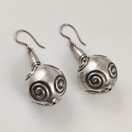 Kalevala Koru | Halikon käätykorut | Spiraali Korvakorut | Hopeaa -94