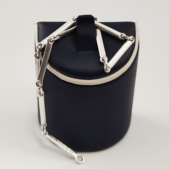 Lapponia | Björn Weckström | Hopeapolku / Sauvaketju | Rannekoru | Hopeaa -82