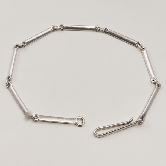 Lapponia | Björn Weckström | Hopeapolku / Sauvaketju | Rannekoru | Hopeaa -82