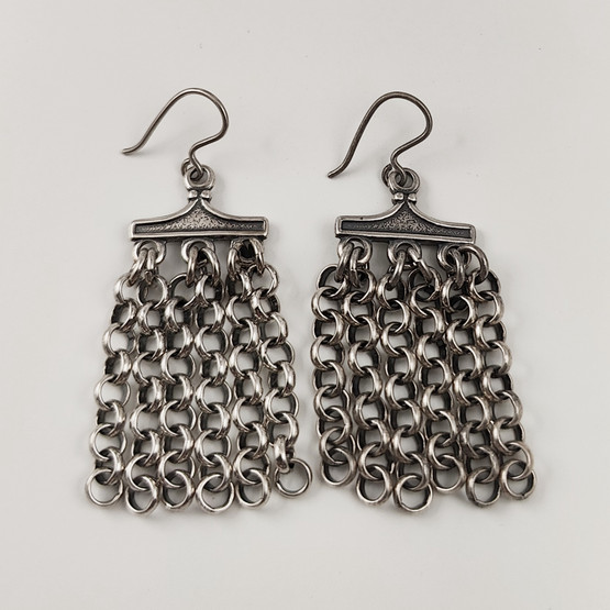 Kalevala Koru | Hämäläinen juhlakääty Korvakorut | Hopeaa -92