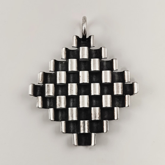 Kupittaan Kulta | Elis Kauppi | Riipus | Hopeaa -64