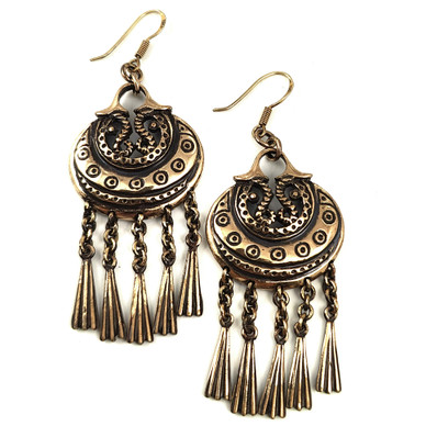 Isot koukulliset korvikset | 