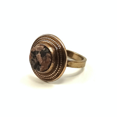 Kalevala Koru | SORMUS -1643 | Graniitti  | Pronssia