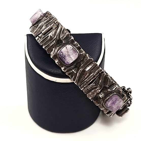 Turun Hopea oy | Pentti Sarpaneva | Kelo Rannekoru | Ametistit | Hopeaa 