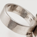 Heikki Kaksonen / Kauniskoru |  upea SORMUS | Musta Kvartsi | Hopeaa 