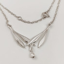 Kalevala Koru | Kielo -kääty | Kaulakoru | Hopeaa