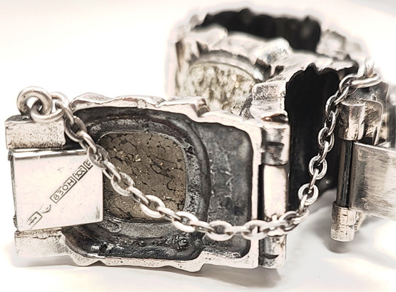 Turun Hopea oy | Pentti Sarpaneva | Kelo Rannekoru | Rikkikiisut | Hopeaa -70