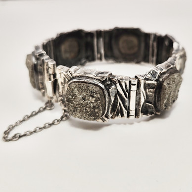 Turun Hopea oy | Pentti Sarpaneva | Kelo Rannekoru | Rikkikiisut | Hopeaa -70