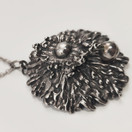 Turun hopea oy | Pentti Sarpaneva | iso KAARNA  Riipus | Kaulakoru | 830 Hopeaa -72