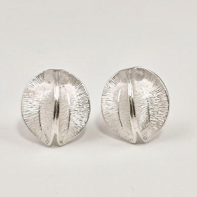 Kalevala Koru | Marja Suna | tappikiinnitys | Lumikukka Korvakorut | Hopeaa