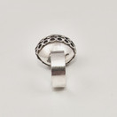 Turun hopea oy | Pentti Sarpaneva | Näyttävä sormus | 