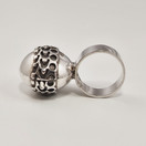 Turun hopea oy | Pentti Sarpaneva | Näyttävä sormus | 