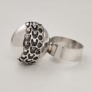 Turun hopea oy | Pentti Sarpaneva | Näyttävä sormus | 