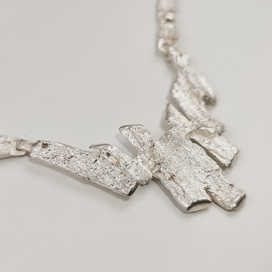 Upea kääty | Kaulakoru | Sterling hopeaa