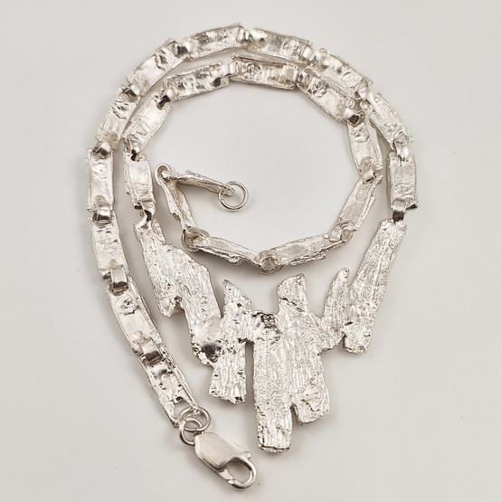 Upea kääty | Kaulakoru | Sterling hopeaa