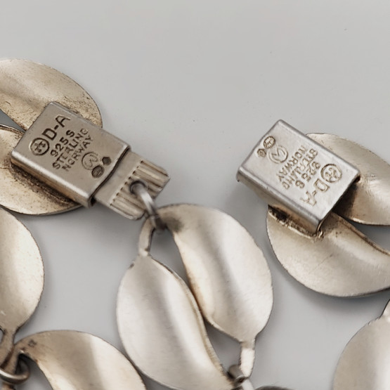 D-A , David Andersen | Emaloitu käätykoru | Kaulakoru + rannekoru | Hopeaa