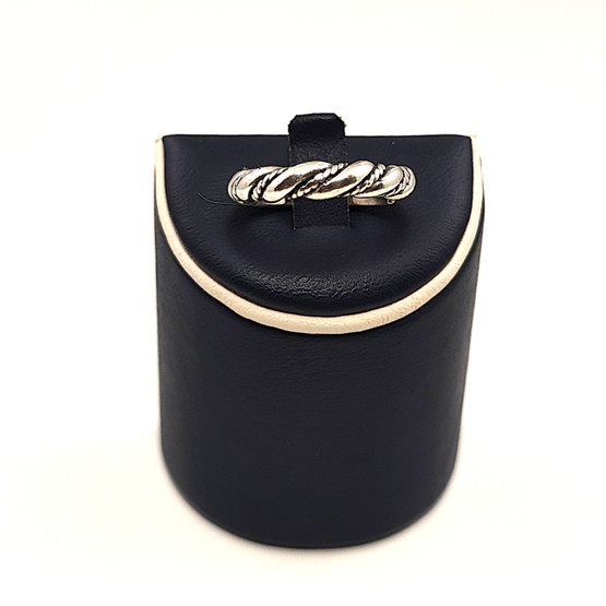 Kalevala Koru | Halikon Lampolan kierrekoru | sormus | Hopeaa 