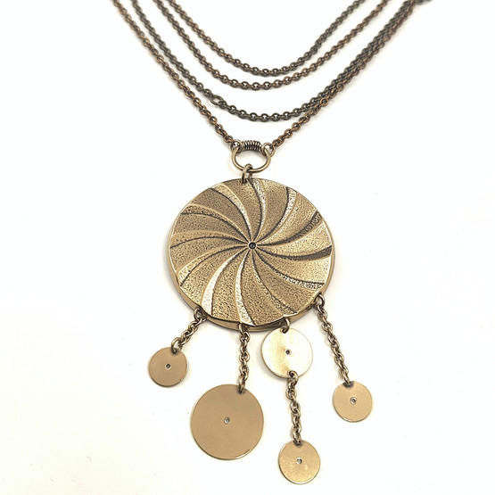 Kalevala Koru | MYLLYNKIVET  Riipus | Kaulakoru | Pronssia