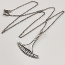 Kalevala Koru | pieni UKONVASARA riipus | Kaulakoru | Hopeaa