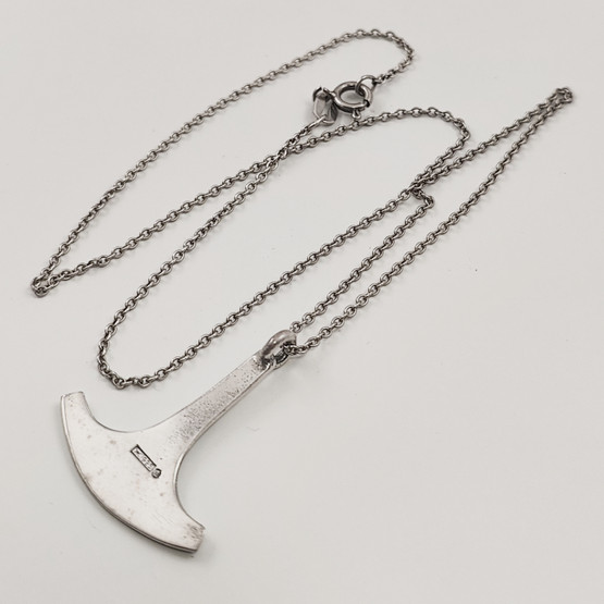 Kalevala Koru | pieni UKONVASARA riipus | Kaulakoru | Hopeaa