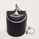 Kalevala Koru | pieni UKONVASARA riipus | Kaulakoru | Hopeaa