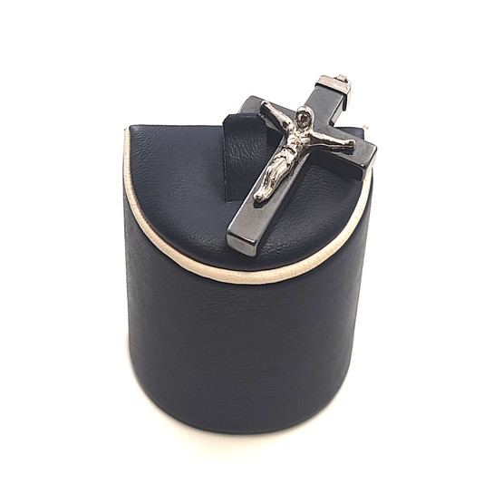 KRUSIFIKSI |  Ristiriipus | Hematiitti 