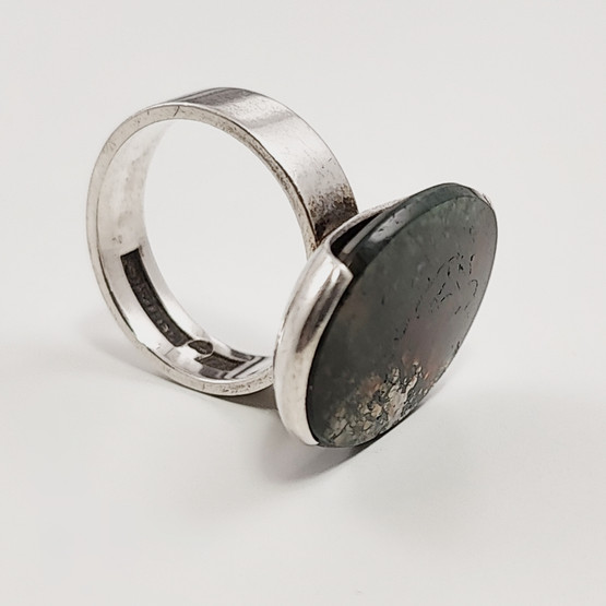 Kupittaan Kulta oy | Elis Kauppi | Akaatti  Sormus | Hopeaa 