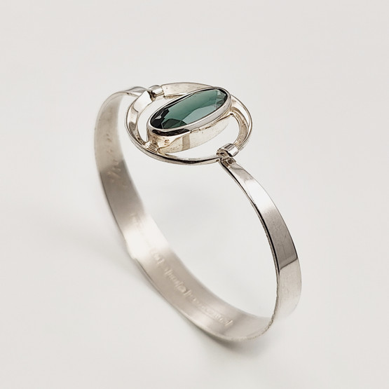 E.Granit & co. | Erik Granit | Rannekoru vihreällä kivellä | Hopeaa 