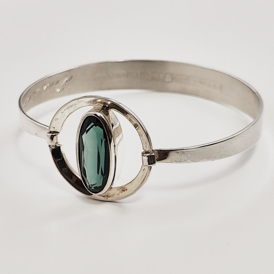 E.Granit & co. | Erik Granit | Rannekoru vihreällä kivellä | Hopeaa 