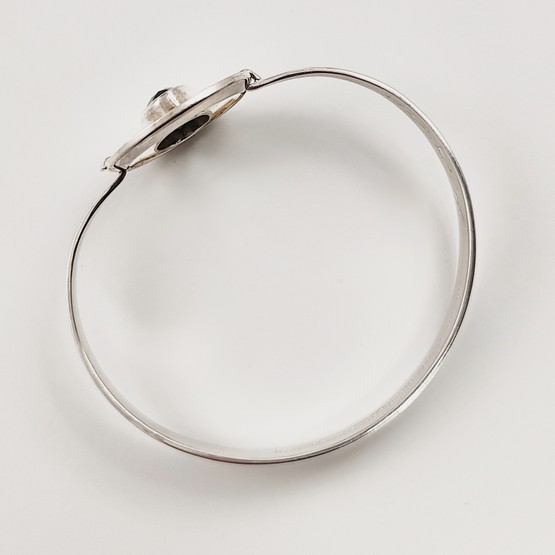 E.Granit & co. | Erik Granit | Rannekoru vihreällä kivellä | Hopeaa 