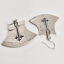 Kalevala Koru | (isot) Kuusamon kirves -Korvakorut | Hopeaa -93