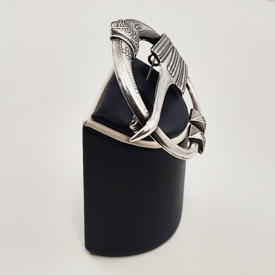 Kalevala Koru | VIRUSMÄEN -Solki | Rintakoru Hopeaa -83