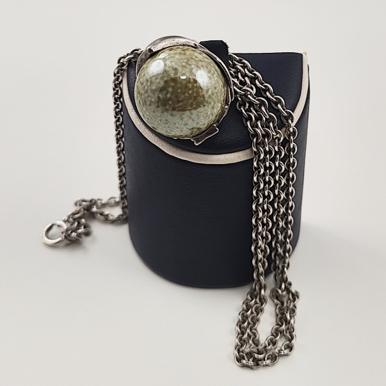 Kalevala Jewelry |  'BIRD' -Necklace | green ceramic stone | Sterling -95