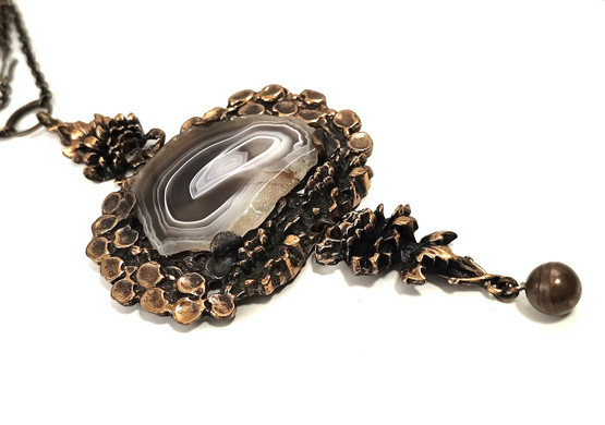 Turun Hopea oy | Pentti Sarpaneva | ( todella iso) Akaatti Riipus | kaulakoru  |Pronssia