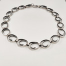 AAJ | Kaija Aarikka | Näyttävä käätykoru |  kaulakoru | 916 Hopeaa | -66