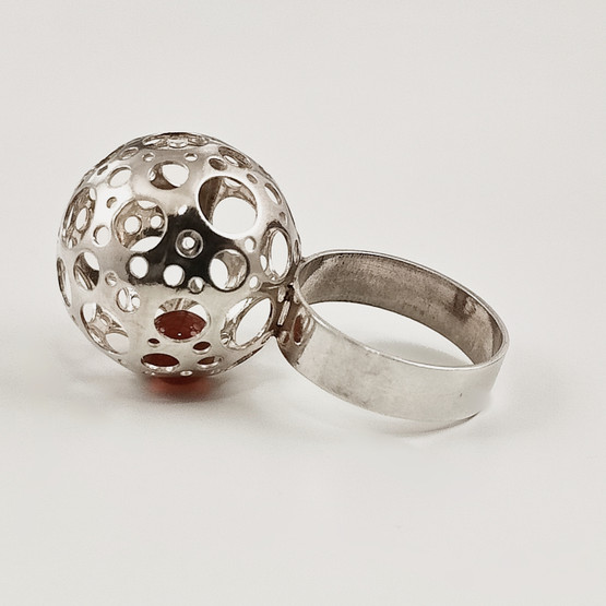 Liisa Vitali, ´Ladybug´ Ring , (20mm ball) , Sterling -71