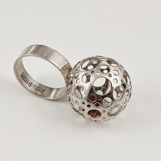 Liisa Vitali, ´Ladybug´ Ring , (20mm ball) , Sterling -71