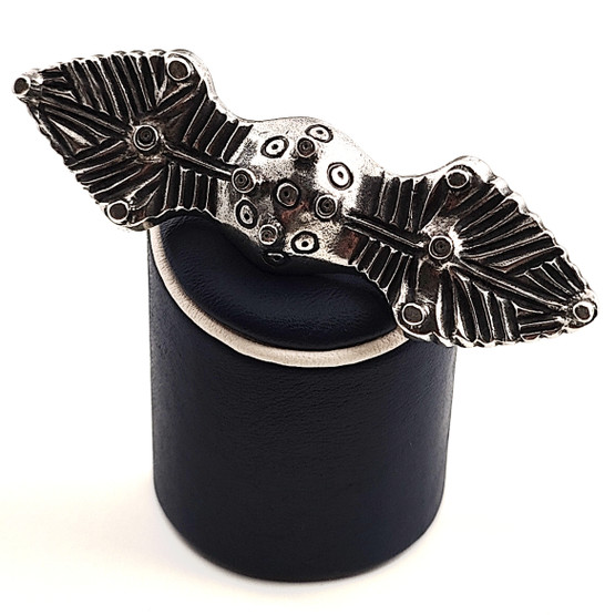 Kalevala Koru | SOLKI -27| Liedon Ylipäästä | Rintakoru Hopeaa | -94