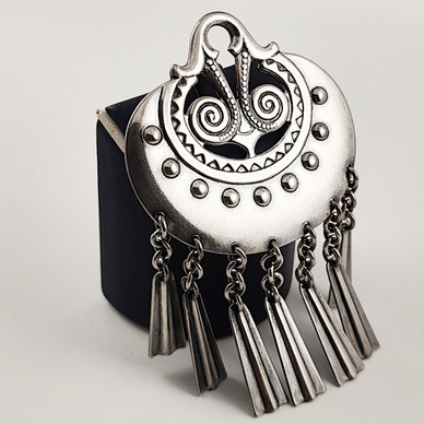 Kalevala Koru | (iso)  Kuutar -Solki | Rintakoru Hopeaa -89