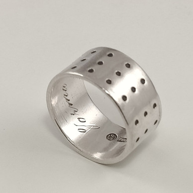 Kalevala Koru | Kirsti Ilvessalo | KAIRA Sormus | Hopeaa -67