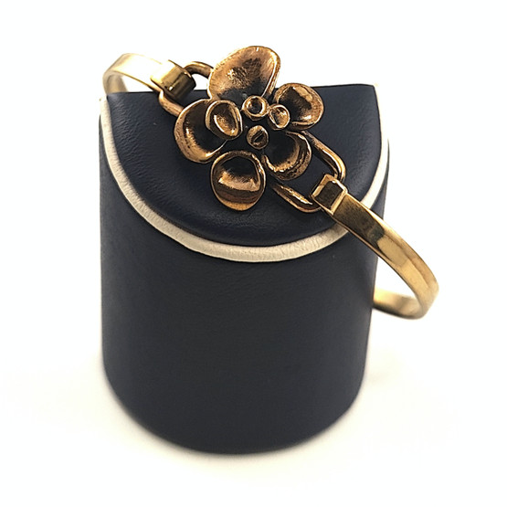 Valo-Koru | Hannu Ikonen |  Jäkälä Rannekoru | Rannerengas | Pronssia