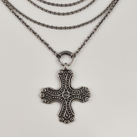 Kalevala Koru | Kaarinan Ristiriipus | Kaulakoru |  Hopeaa -99