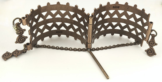 Kalevala Koru | Germund Paaer | Merjalainen Rannekoru | Pronssia