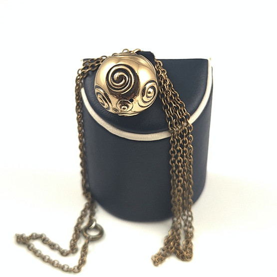 Kalevala Koru | Halikon Spiraali riipus | Kaulakoru |  Pronssia