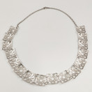 NW | Liisa Vitali | Pitsi -kääty | Kaulakoru | Hopeaa 