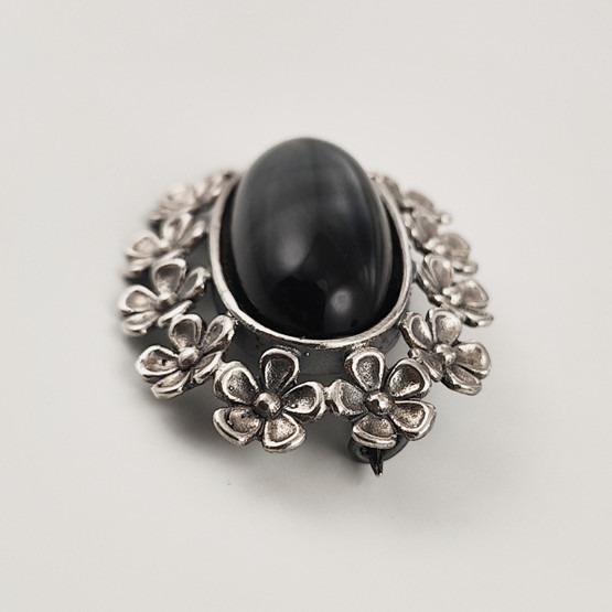 Turun hopea oy | Jorma Laine | (iso) Lemmikki -SOLKI | Rintakoru  Hopeaa -76